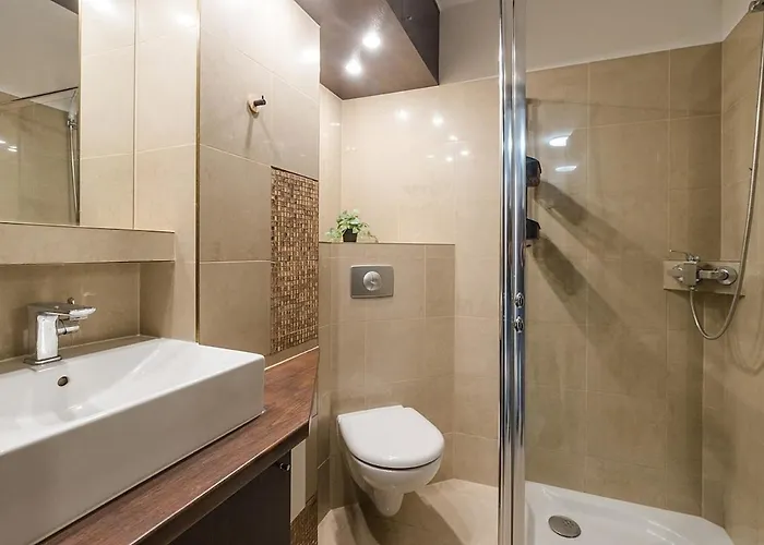 Bonifraterska * Варшава