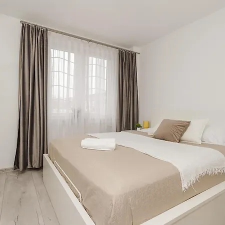 Bonifraterska Comfort, Center, Old Town, Wifi Appartement *